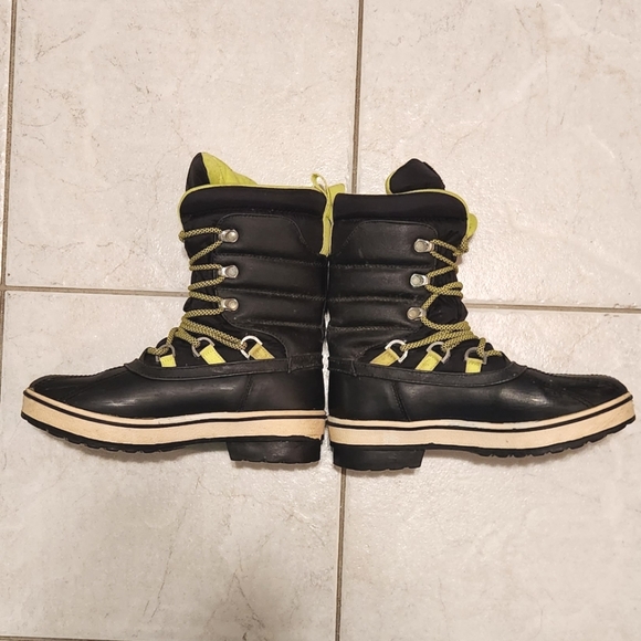 Sorel Style Waterproof Winter Snow Boots - Picture 7 of 11